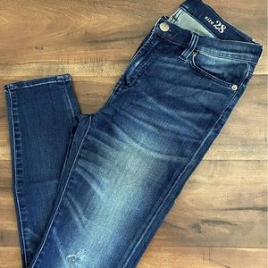 JCrew Lookout High Rise ankle jeans in size 28